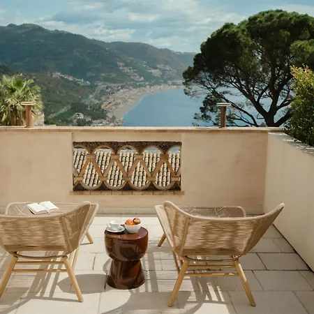 Villa Fiorita Boutique Hotel-3